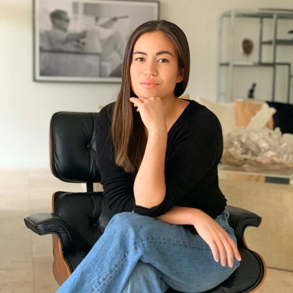 Meet your Posher, Lara